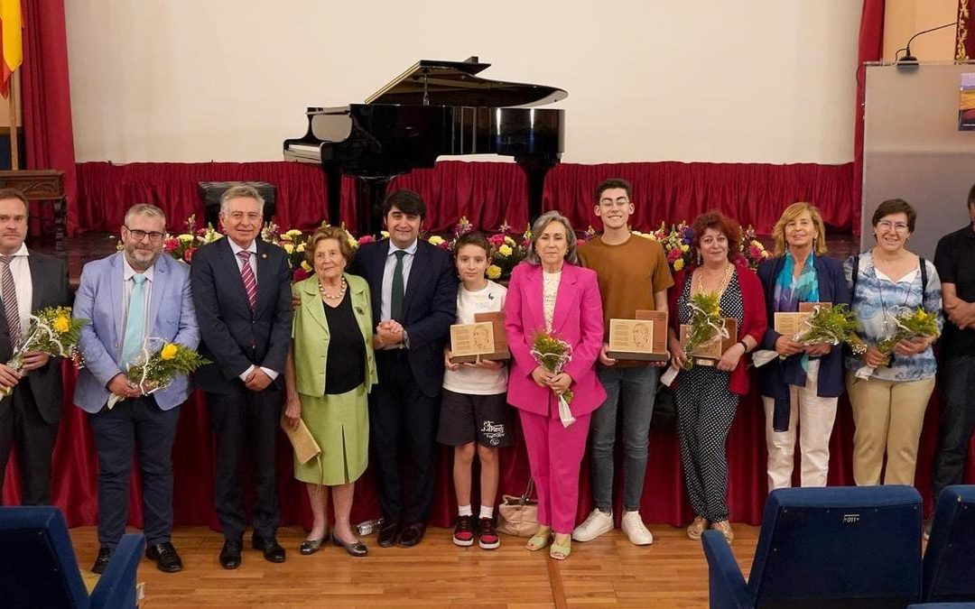María Cristina Ruiz gana el 30º Premio Nacional de poesía «Mario López»